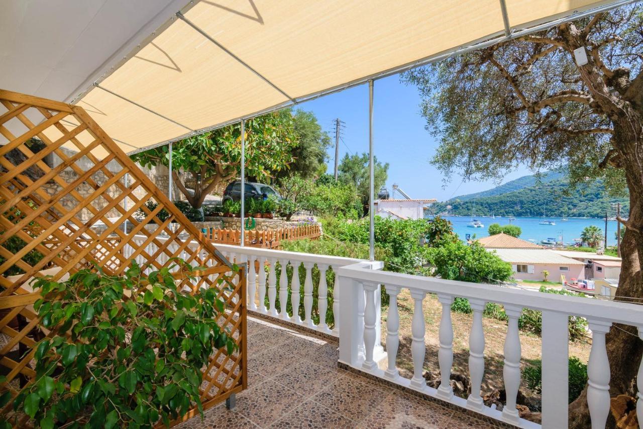 Villa Regina Keri エクステリア 写真