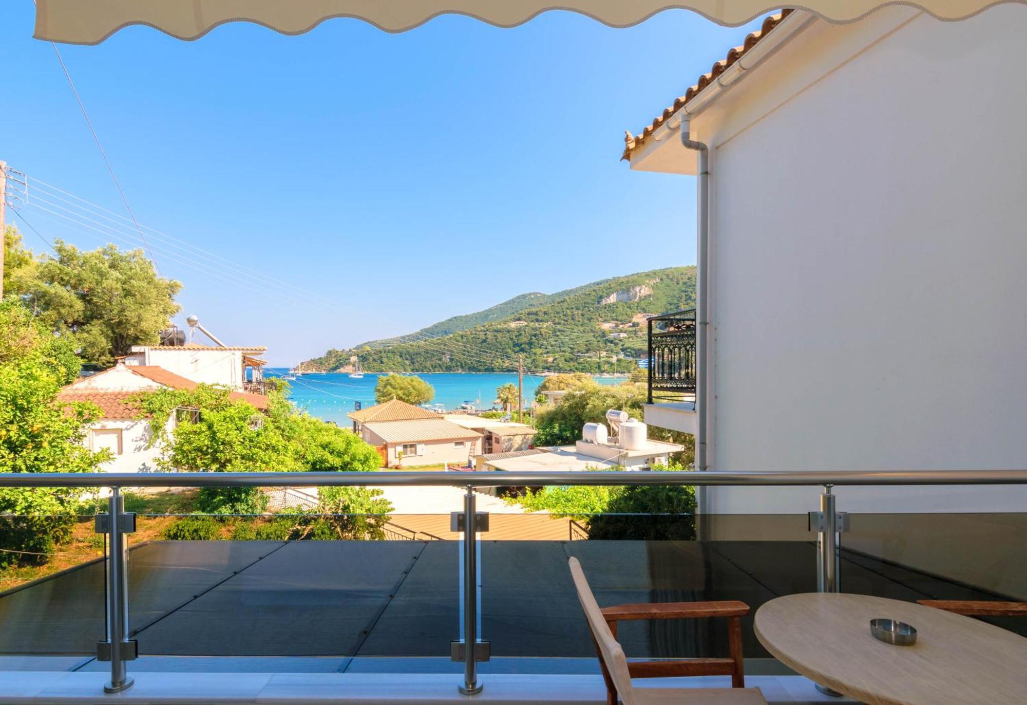 Villa Regina Keri エクステリア 写真